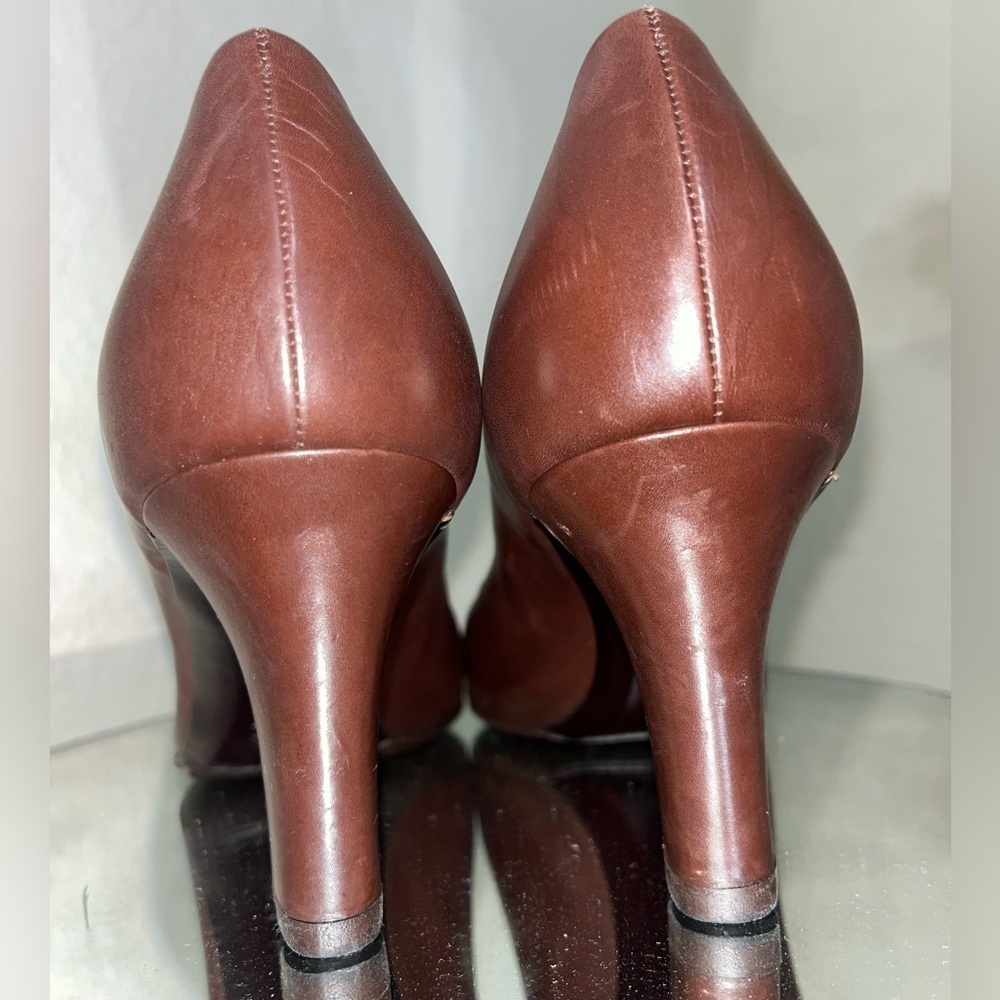 Salvatore Ferragamo Leather Pumps Heels, Brown with Blue Interior, Size 9B - Picture 3 of 14
